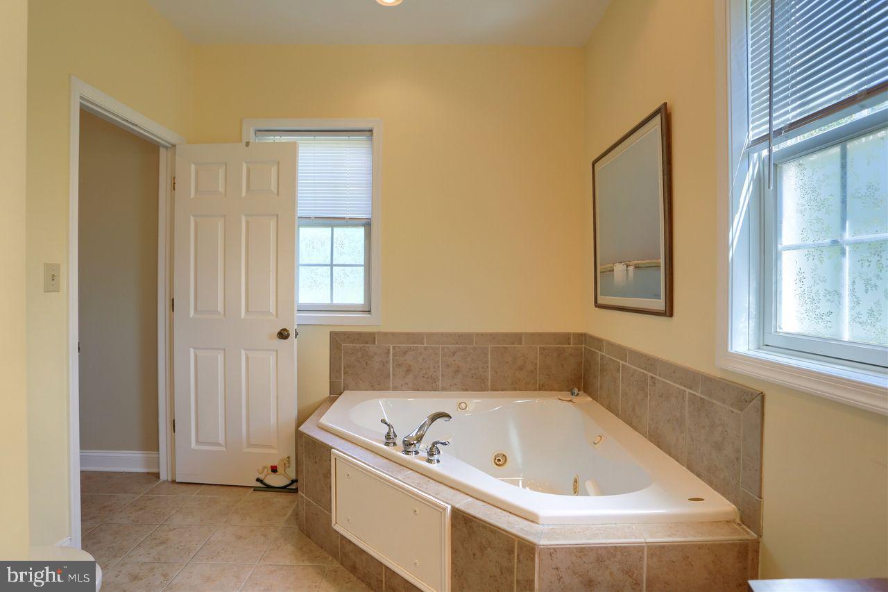 604 Mt Rock Road Carlisle, PA 17015 - Photo 11 of 72 Gallery Image 11