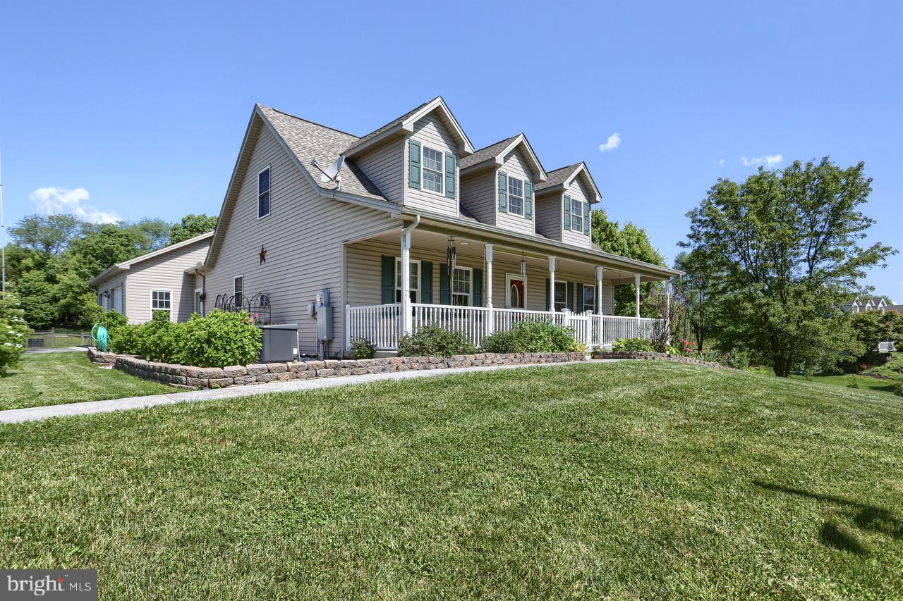 604 Mt Rock Road Carlisle, PA 17015 - Photo 4 of 72 Gallery Image 4