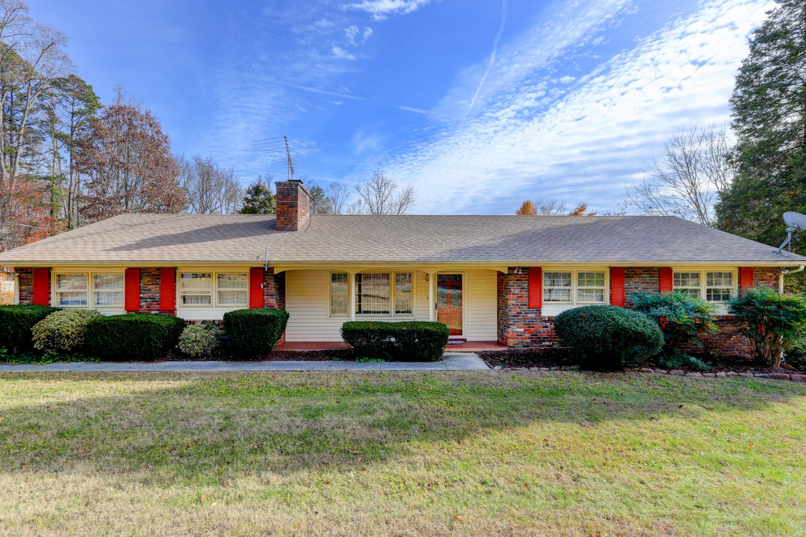 142 Nebraska Avenue Oak Ridge, TN 37830 - Photo 3 of 27 Gallery Image 3