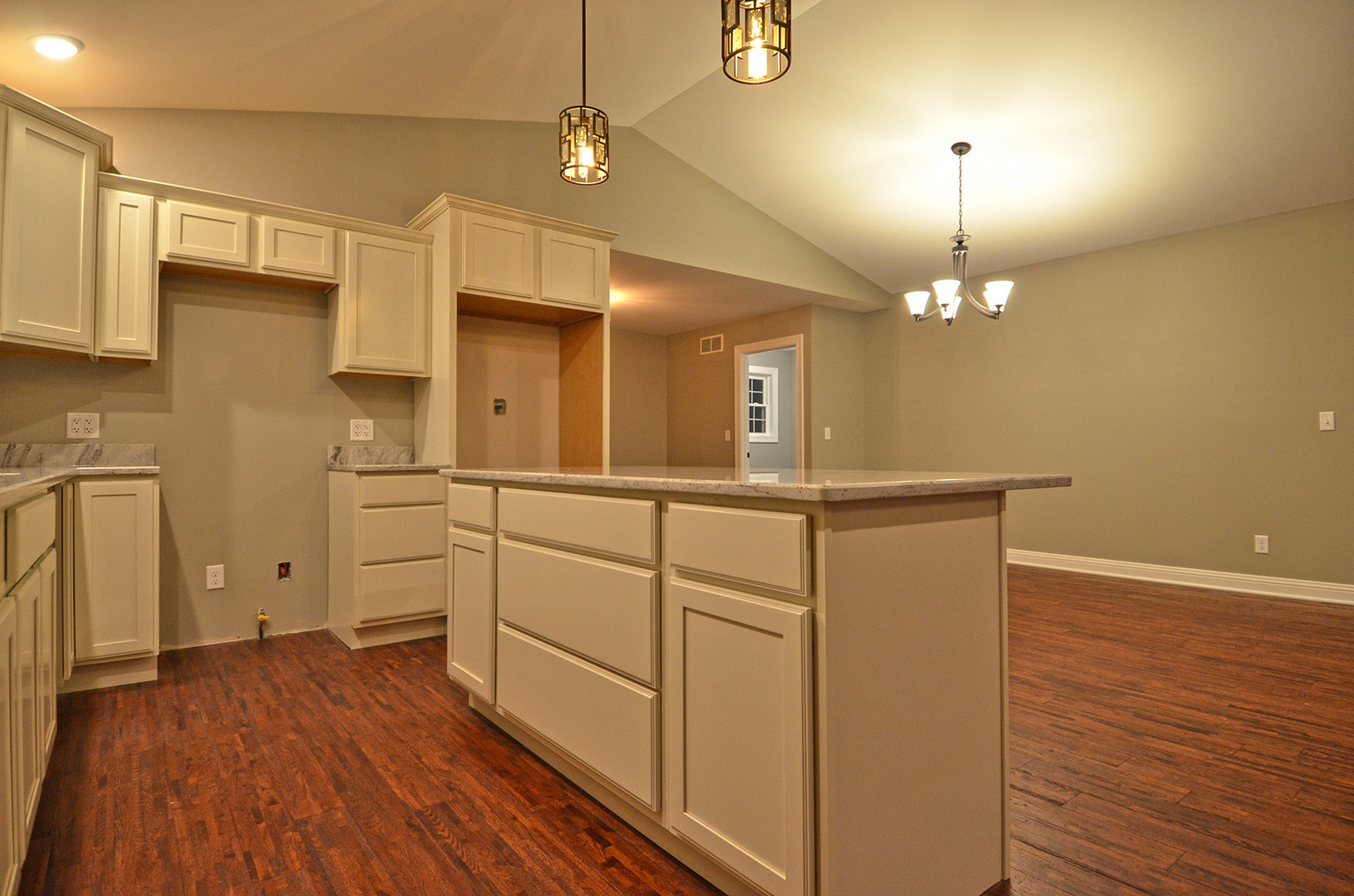 3290 East 289th Road LaSalle, IL 61301 - Photo 9 of 23