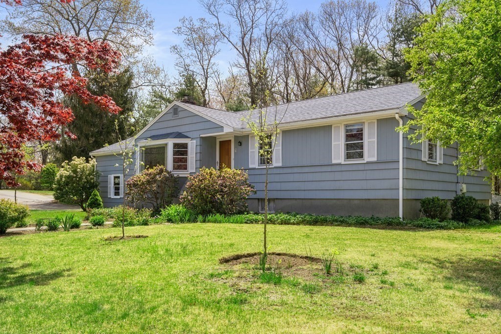 1 Woodcliff Road Canton, MA 02021 - Photo 3 of 29 Gallery Image 3