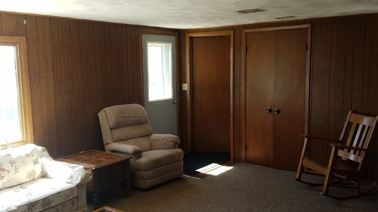 18104 Barkley Road Monroeville, IN 46773 - Photo 7 of 10