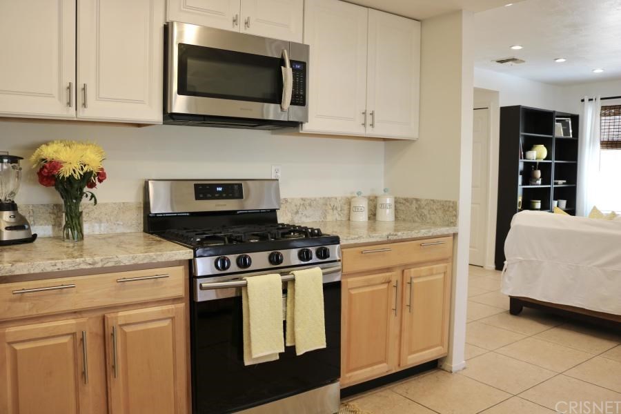 38743 Juniper Tree Road Palmdale, CA 93551 - Photo 9 of 22 Gallery Image 9