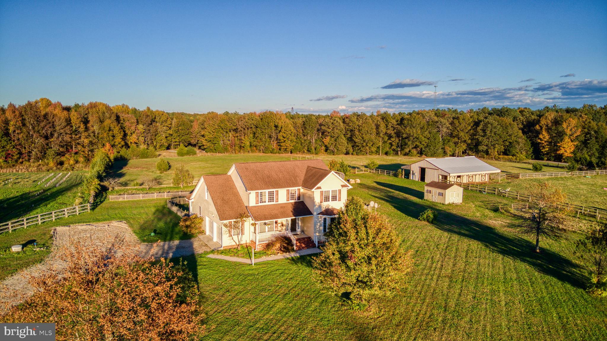 5415 Jericho Road Ruther Glen, VA 22546 - Photo 2 of 44 ADORABLE COLONIAL WITH 2505 SQ FT