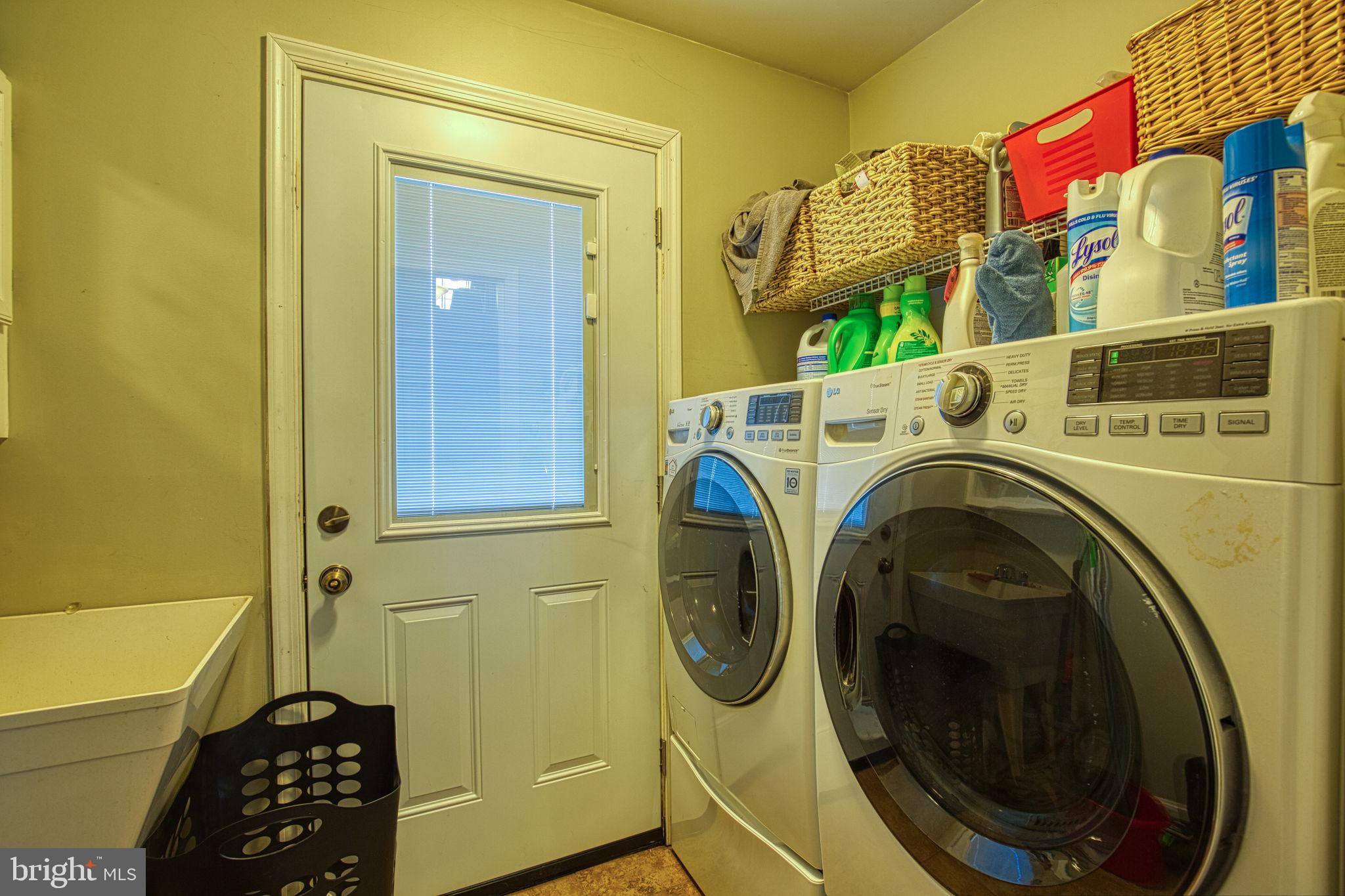 5415 Jericho Road Ruther Glen, VA 22546 - Photo 19 of 44 1ST LEVEL LAUNDRY