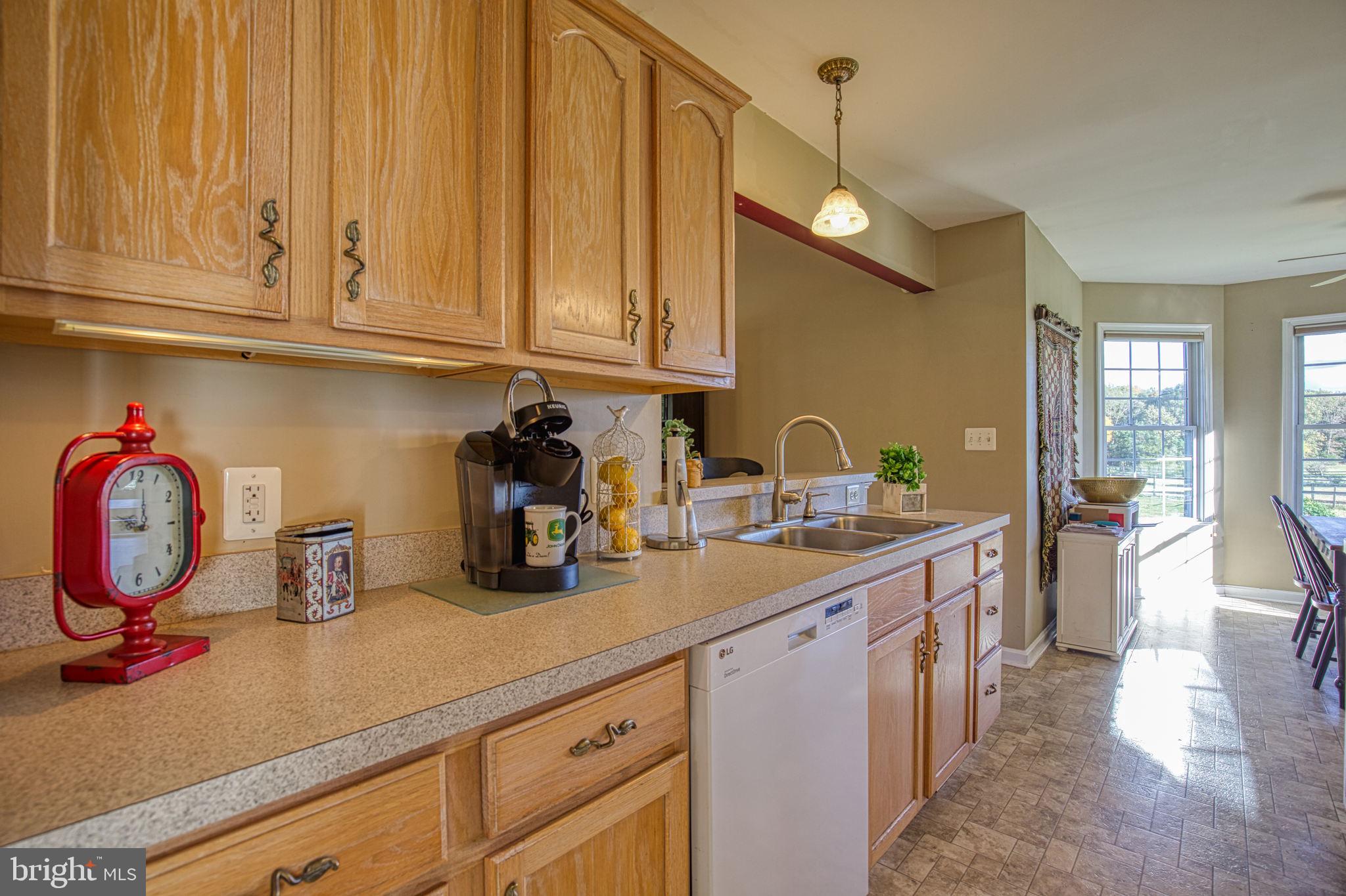 5415 Jericho Road Ruther Glen, VA 22546 - Photo 8 of 44