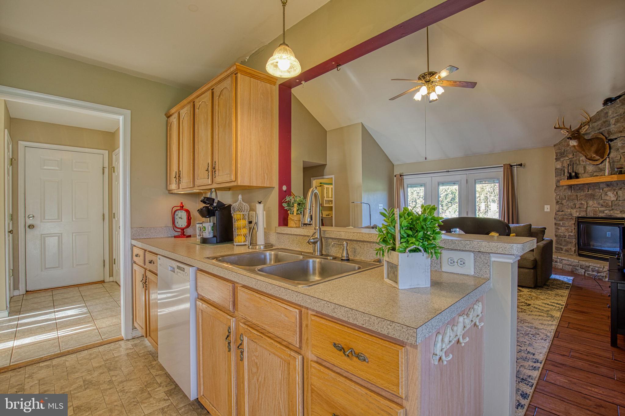 5415 Jericho Road Ruther Glen, VA 22546 - Photo 9 of 44