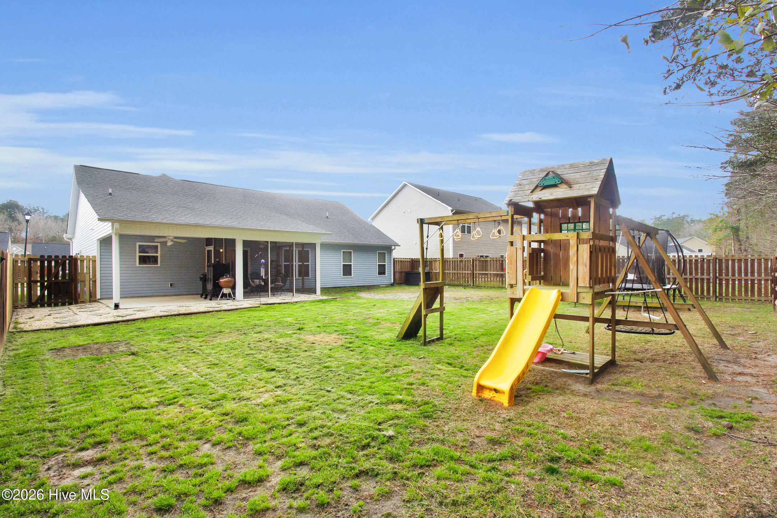 334 Station House Road New Bern, NC 28562 - Photo 29 of 43 Backyard