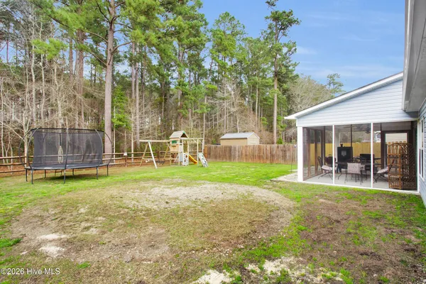 $335,000 | 334 Station House Road, New Bern, NC 28562