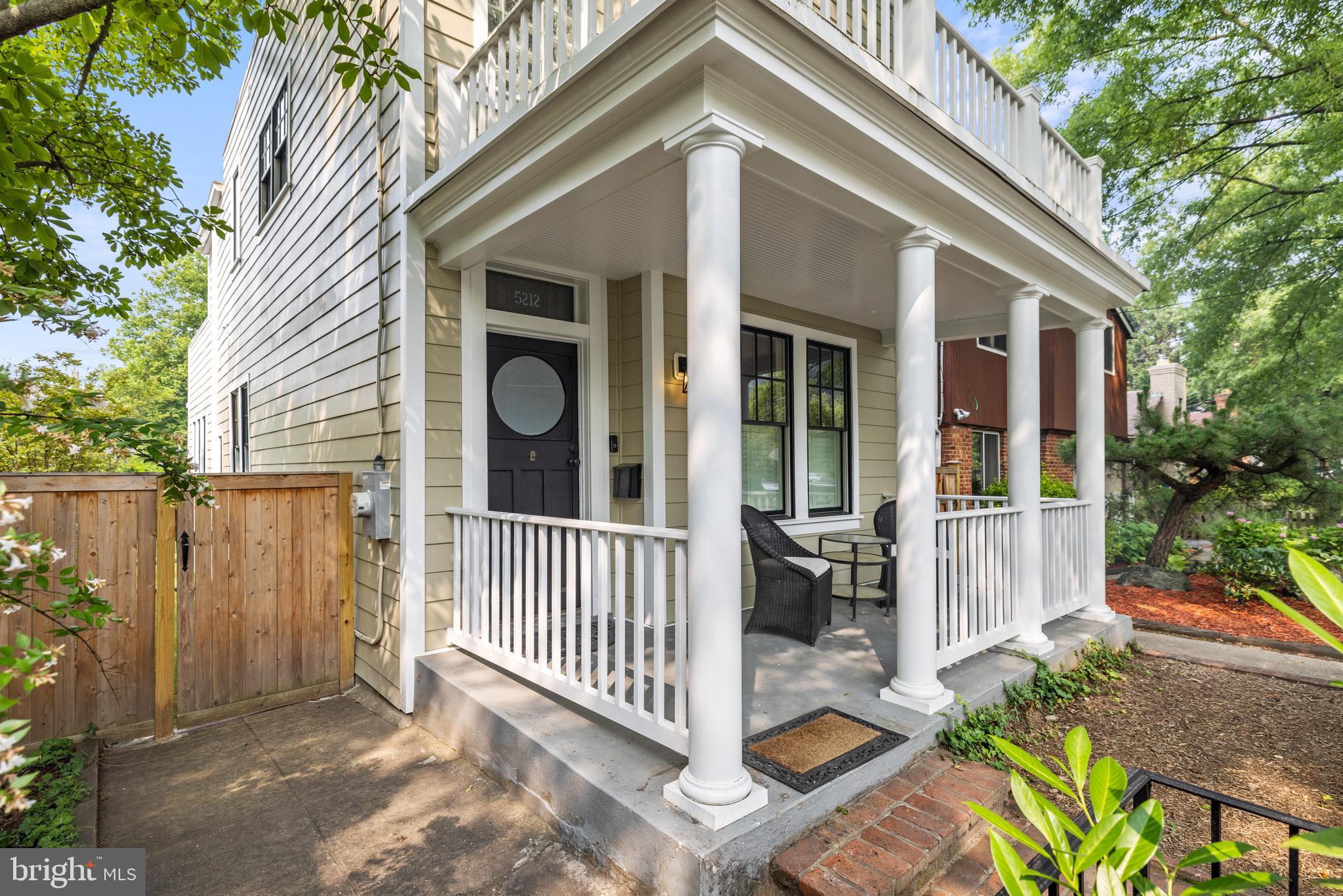 5212 MacArthur Boulevard Northwest Washington, DC 20016 - Photo 4 of 58