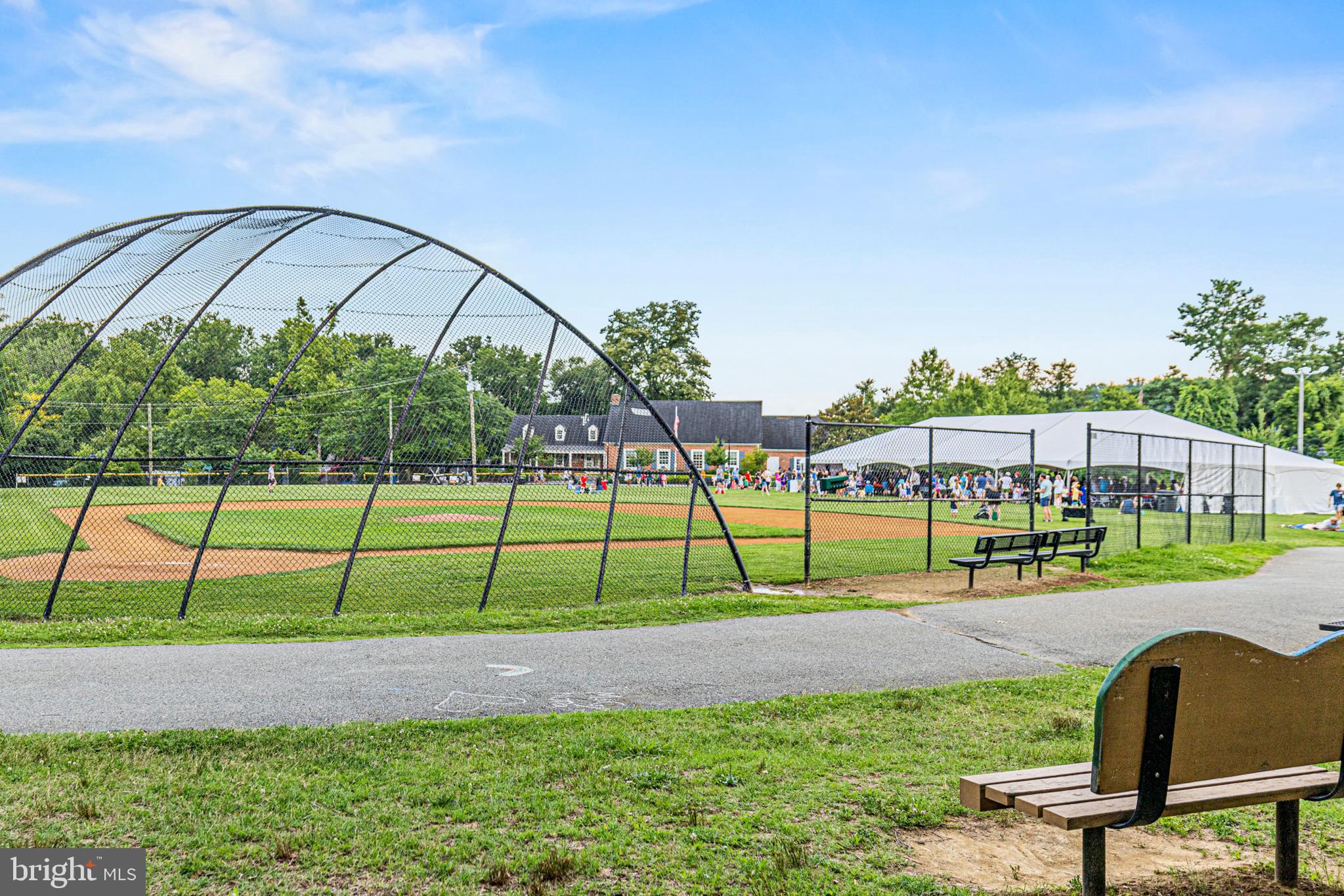 5212 MacArthur Boulevard Northwest Washington, DC 20016 - Photo 49 of 58