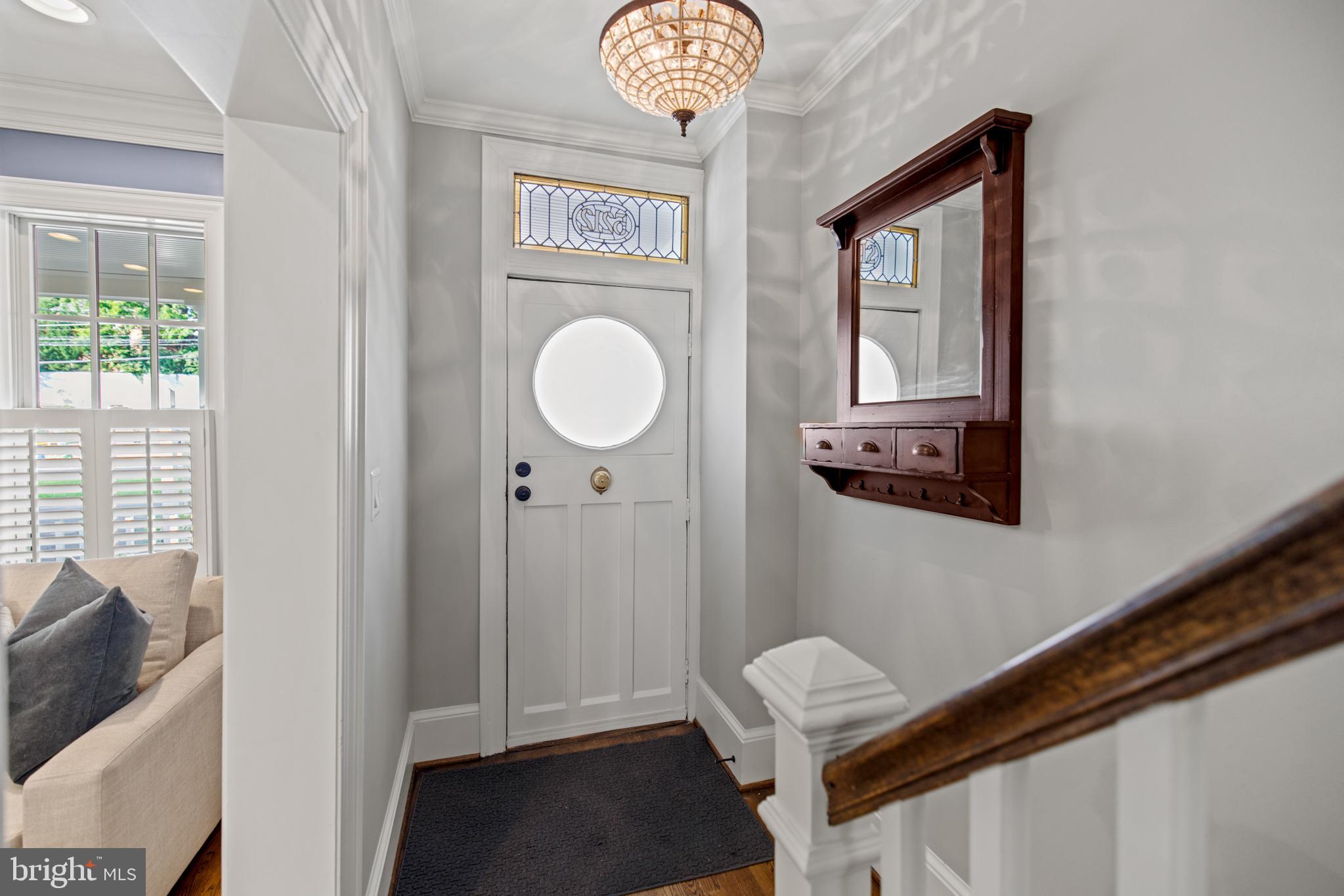 5212 MacArthur Boulevard Northwest Washington, DC 20016 - Photo 7 of 58