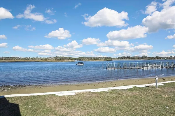 $425,000 | 2855 North Rivers Edge Boulevard, Unit 213, Crystal River, FL 34429