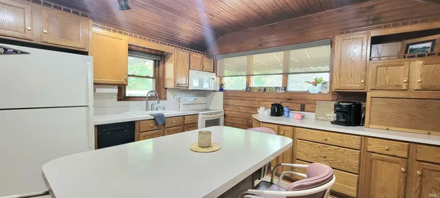 $499,900 | 3030 South Michigan Street, South Bend, IN 46614