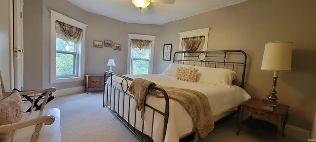 $499,900 | 3030 South Michigan Street, South Bend, IN 46614