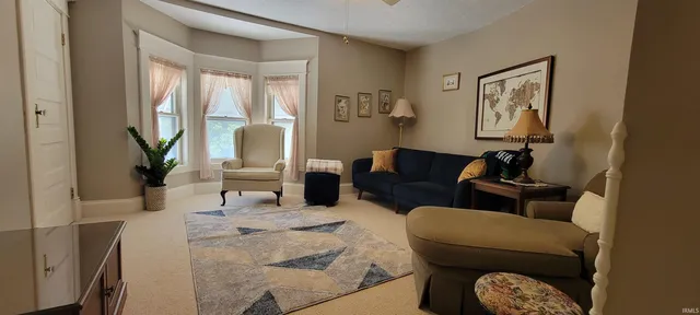 $499,900 | 3030 South Michigan Street, South Bend, IN 46614