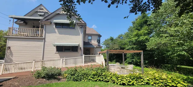 $499,900 | 3030 South Michigan Street, South Bend, IN 46614