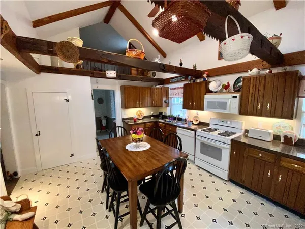 $619,000 | 256 Nichols Avenue, Shelton, CT 06484