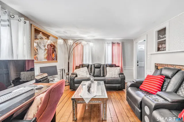 $625,000 | 256 Nichols Avenue, Shelton, CT 06484