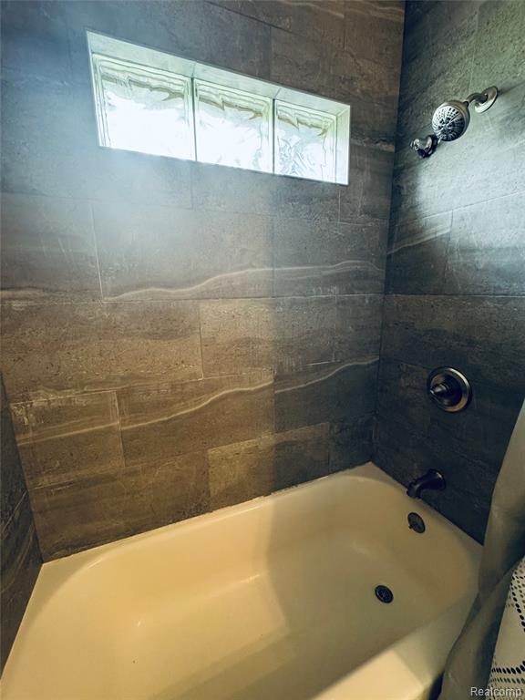 835 East Long Lake Road Troy, MI 48085 - Photo 14 of 30