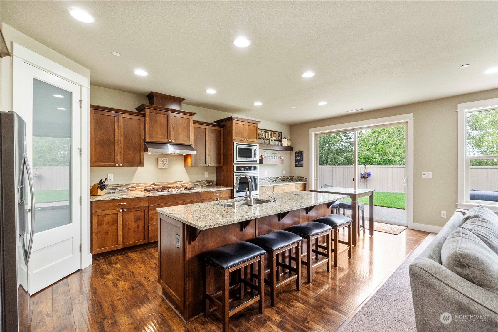 21216 Connells Prairie Road Bonney Lake, WA 98391 - Photo 11 of 34 Gallery Image 11