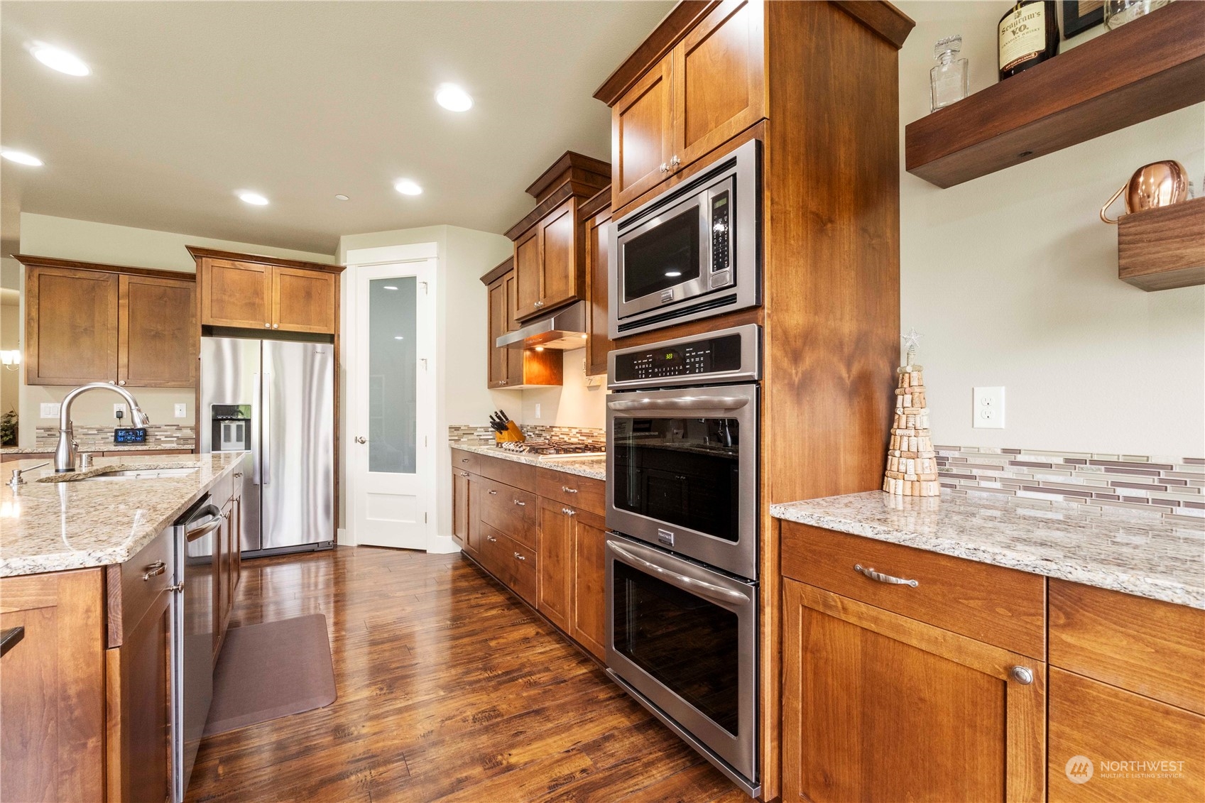 21216 Connells Prairie Road Bonney Lake, WA 98391 - Photo 13 of 34 Gallery Image 13