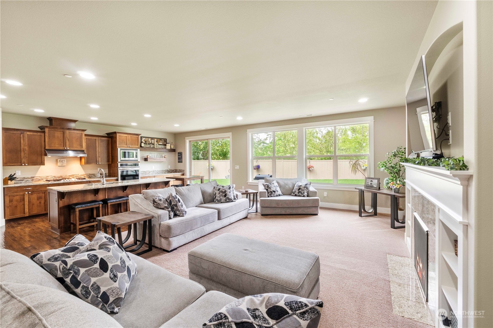 21216 Connells Prairie Road Bonney Lake, WA 98391 - Photo 8 of 34 Gallery Image 8