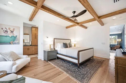 $1,099,900 | 2010 Vizcaya Walk, Sacramento, CA 95818