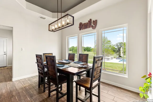 $649,000 | 494 Flash Circle, Luling, TX 78648