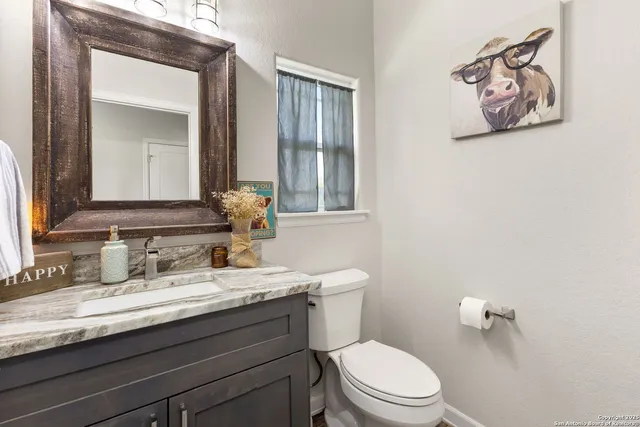 $649,000 | 494 Flash Circle, Luling, TX 78648