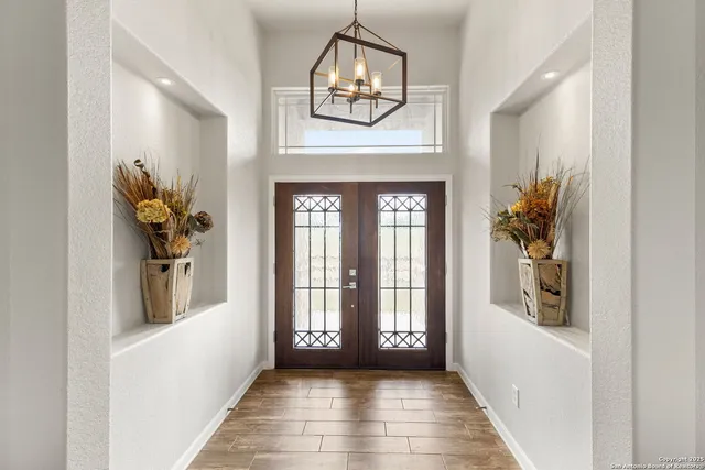 $649,000 | 494 Flash Circle, Luling, TX 78648