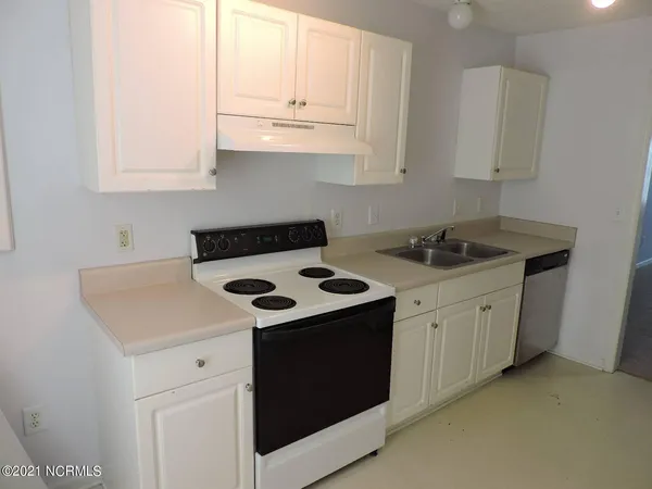 $1,255 | 220 John Court, Havelock, NC 28532