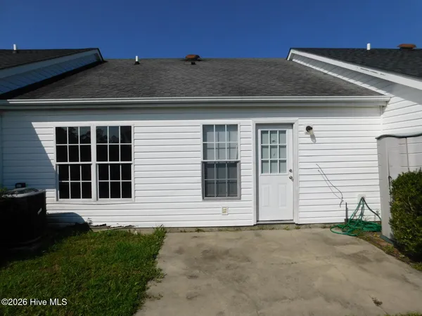$1,255 | 220 John Court, Havelock, NC 28532