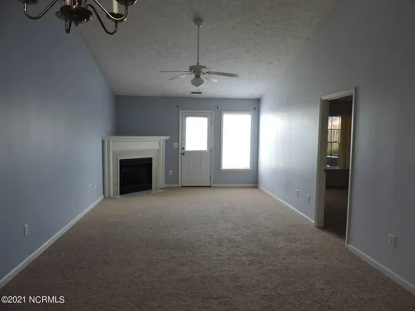 $1,255 | 220 John Court, Havelock, NC 28532