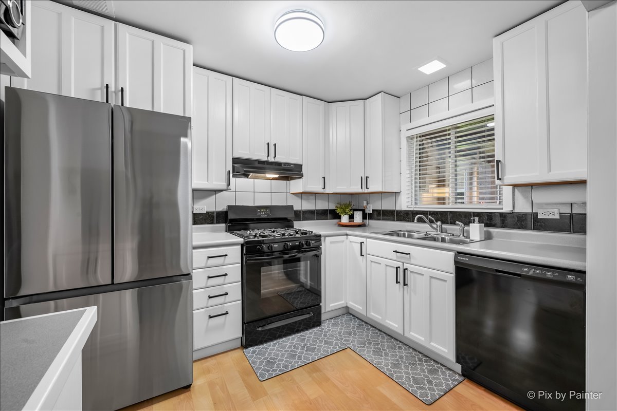 575 Rodenburg Road Roselle, IL 60172 - Photo 13 of 24
