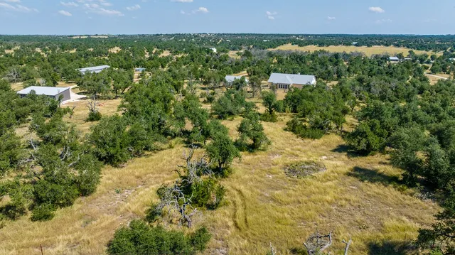 $998,000 | 1282 Vintage Oaks Drive, Fredericksburg, TX 78624