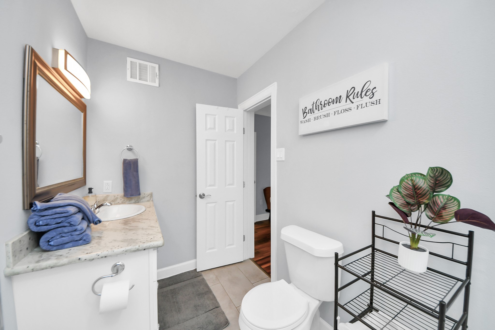 1508 Ridgewood Street Houston, TX 77006 - Photo 14 of 32