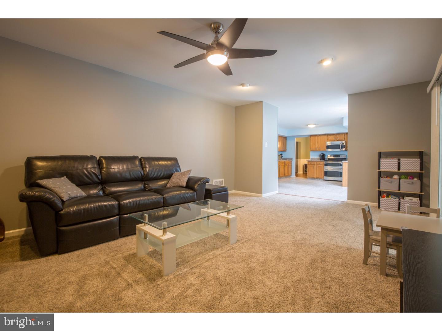 28 Flint Road Langhorne, PA 19047 - Photo 8 of 25 Family Room