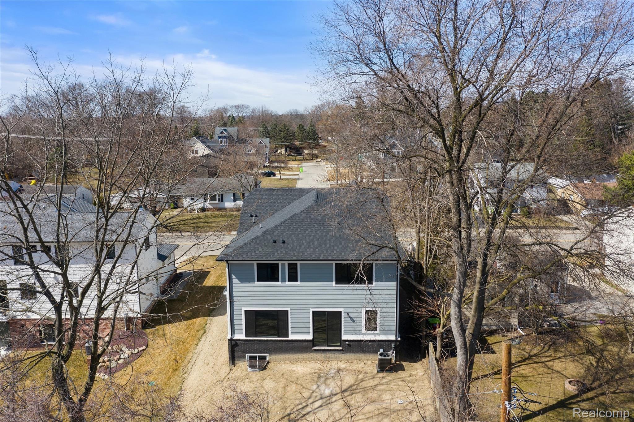 736 Elizabeth Street Rochester, MI 48307 - Photo 32 of 32 Elizabeth Road-7.jpg