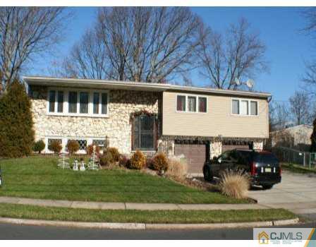 15 McEvoy Road Edison, NJ 08837 - Photo 1 of 8