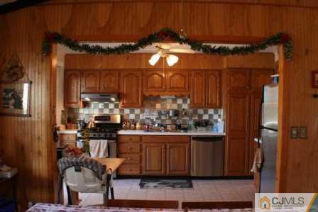15 McEvoy Road Edison, NJ 08837 - Photo 4 of 8