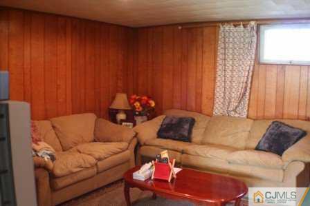 15 McEvoy Road Edison, NJ 08837 - Photo 6 of 8