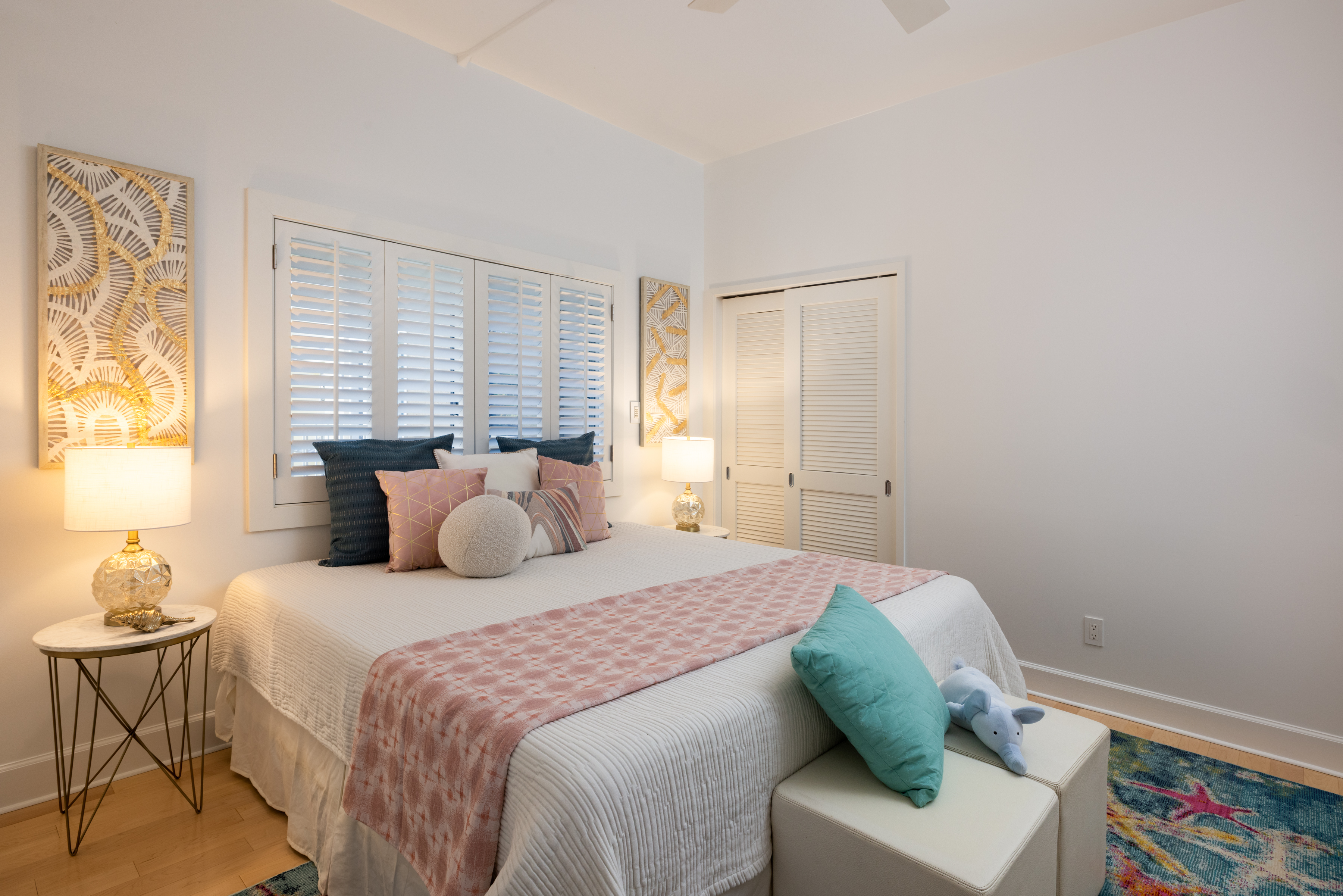 69-1010 Keana Place, Unit C202 Waikoloa, HI 96738 - Photo 21 of 30 a bedroom with a bed and a window