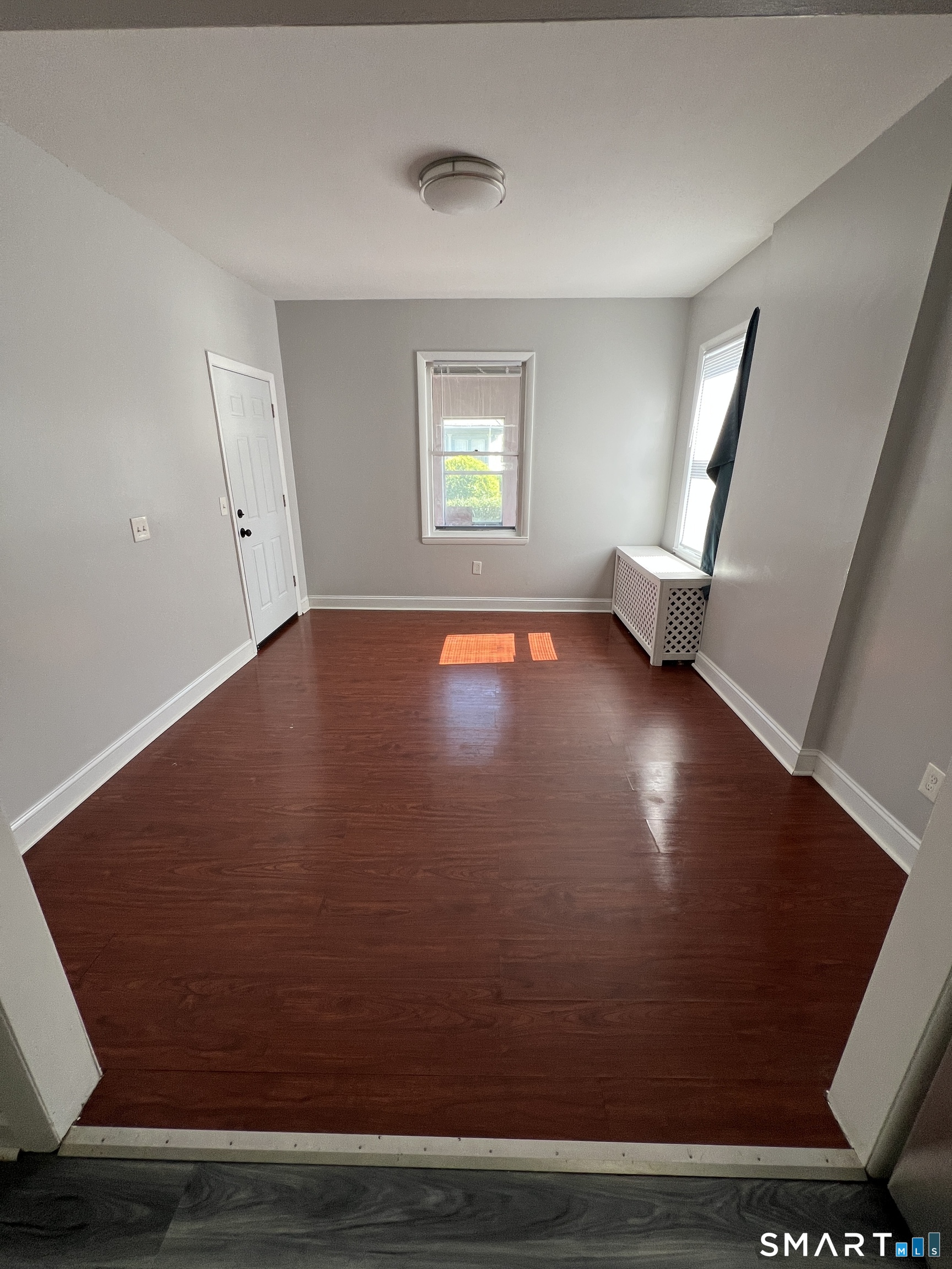 87 Amity Street Hartford, CT 06106 - Photo 16 of 38 a view of empty room with window