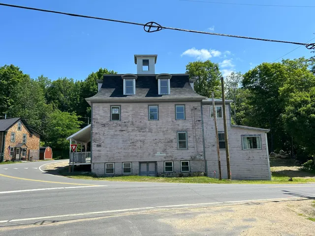 $75,000 | 3 Center Hill Road, Weld, ME 04285