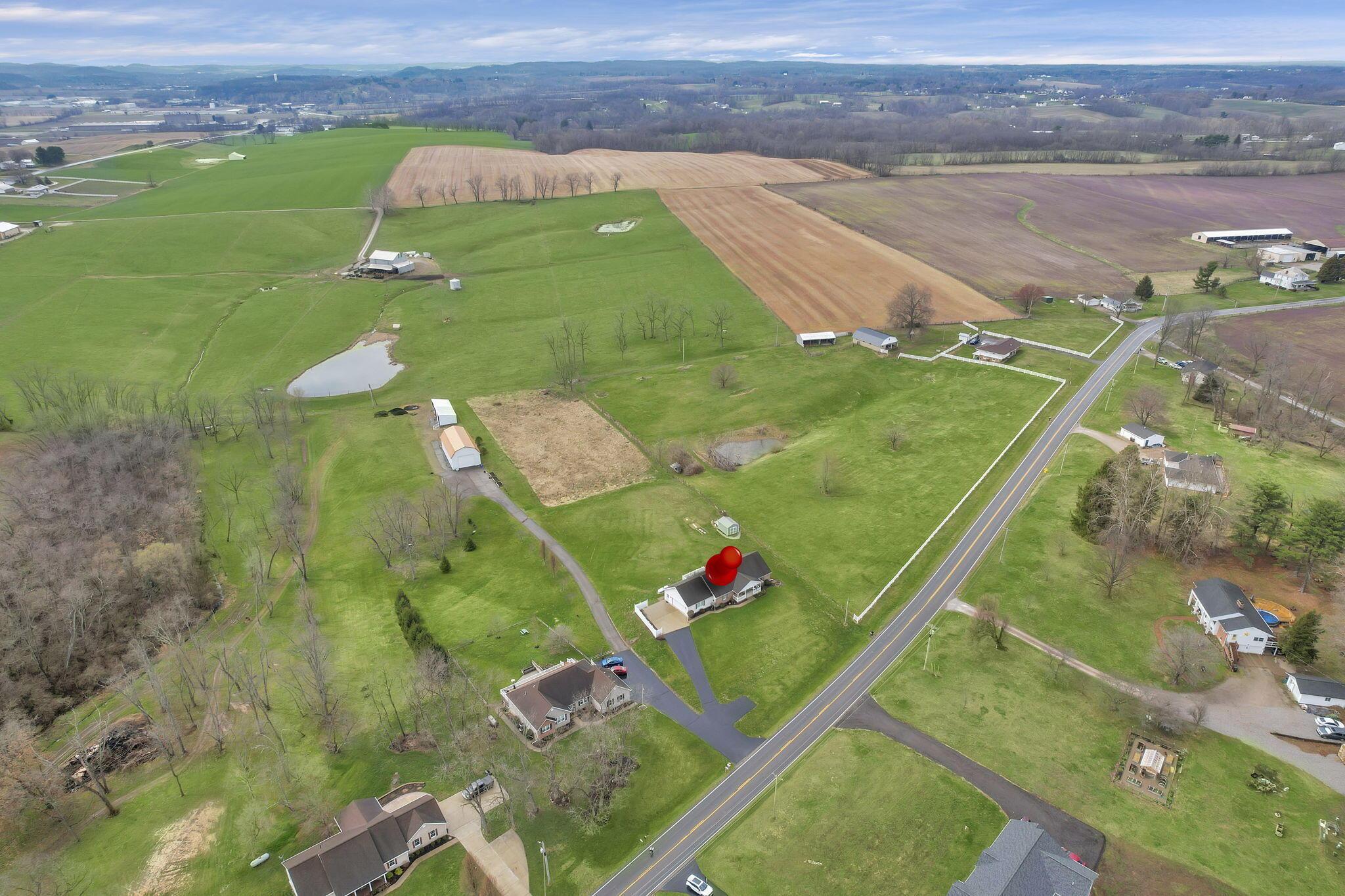 345 Lake Road Northeast Lancaster, OH 43130 - Photo 71 of 74 71-web-or-mls-DJI_0183 - Copy