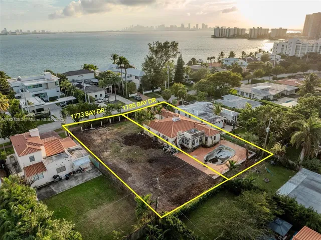 $1,270,000 | 1773 Bay Drive, Miami Beach, FL 33141