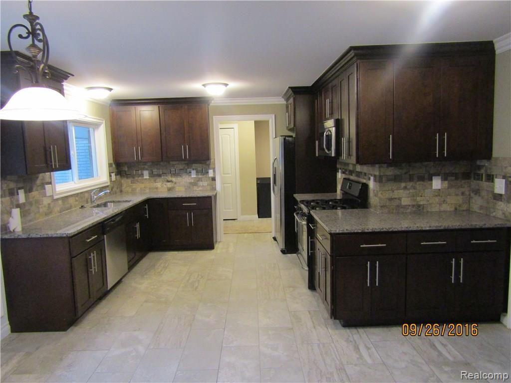 12000 Kaeding Road Romeo, MI 48065 - Photo 2 of 46 IMG_2101.JPG