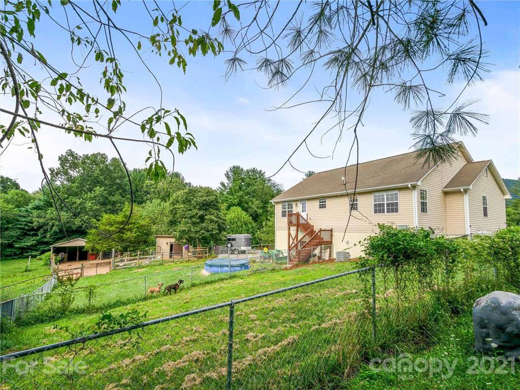 75 B B & B Stables Road Fairview, NC 28730 - Photo 27 of 33 Gallery Image 27