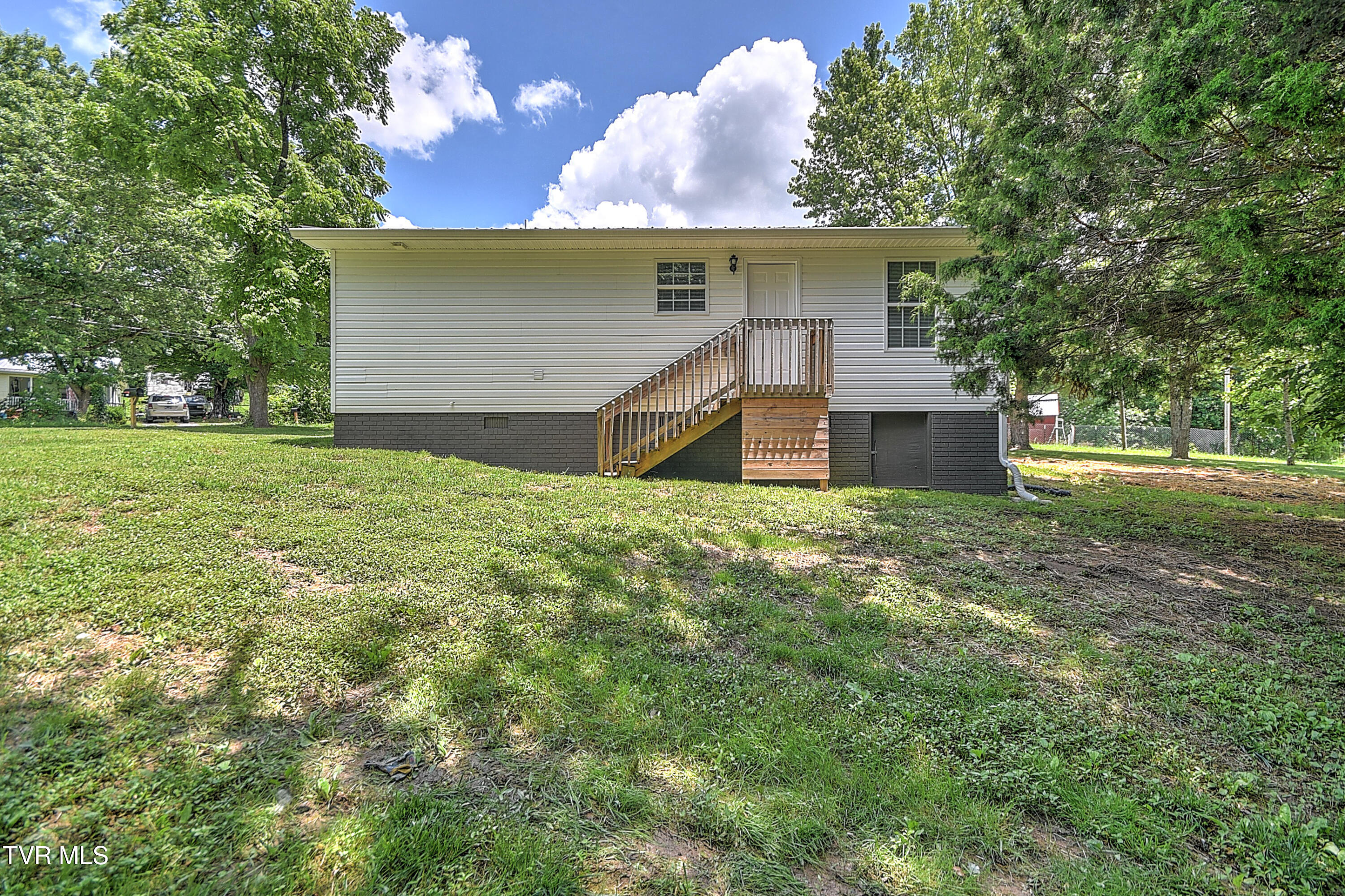 117 Maverick Road Jonesborough, TN 37659 - Photo 34 of 37 117 Maverick CP-33
